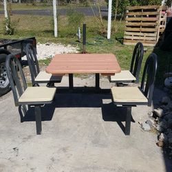 4 Chair Table 