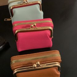 Coins And Cards 💳 Wallets. 