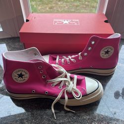 Pink Converse 