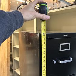 HON Steel/Metal File Cabinet 5 Drawers With Lock