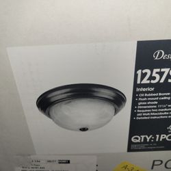  Light Fixture