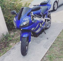 Yzf R1000