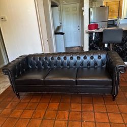 Brand New Button Tufted Sofa – Never Opened!