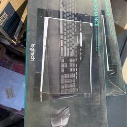 Logitech wireless key board Mk710