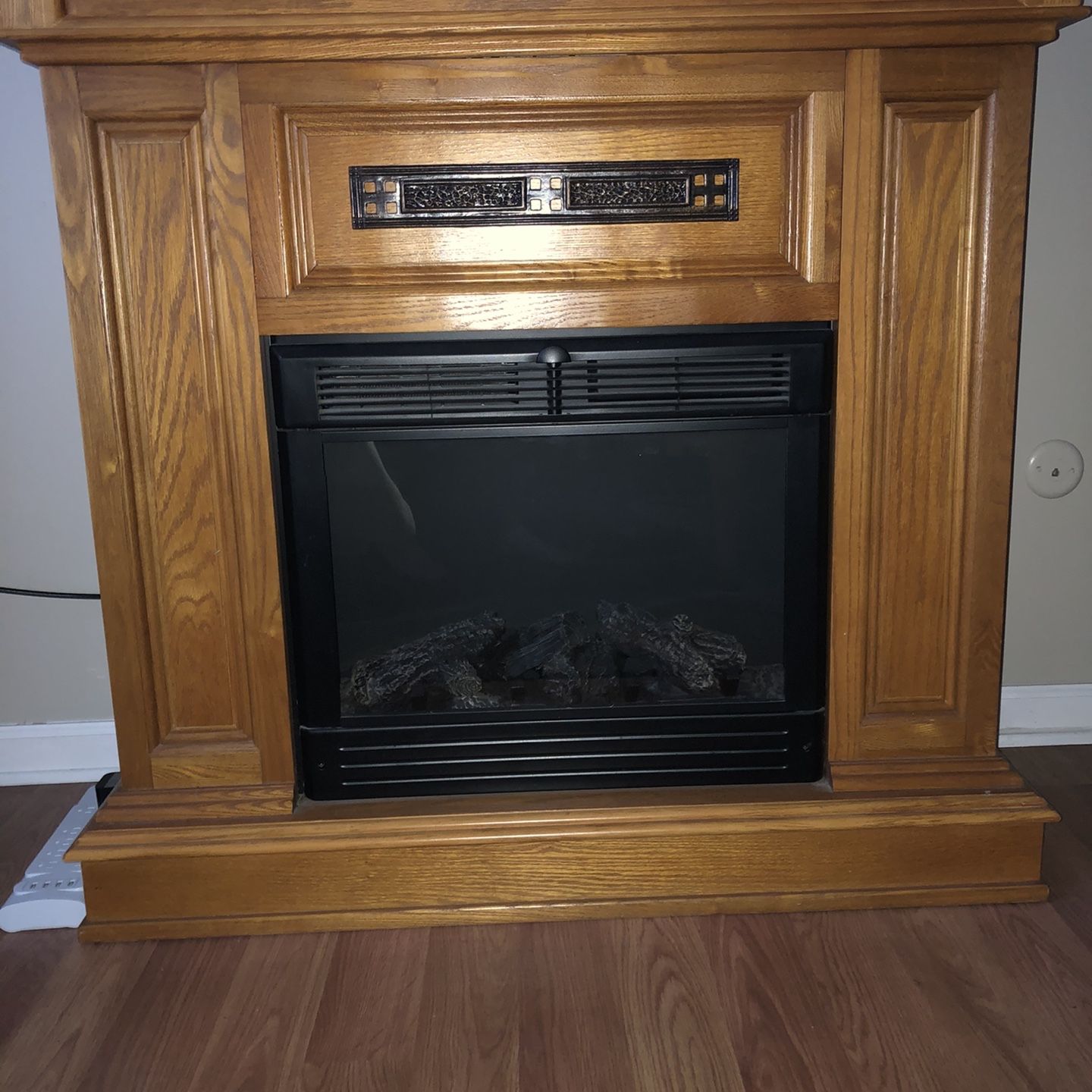 Fireplace - Electric Twin Star International Model 23E05