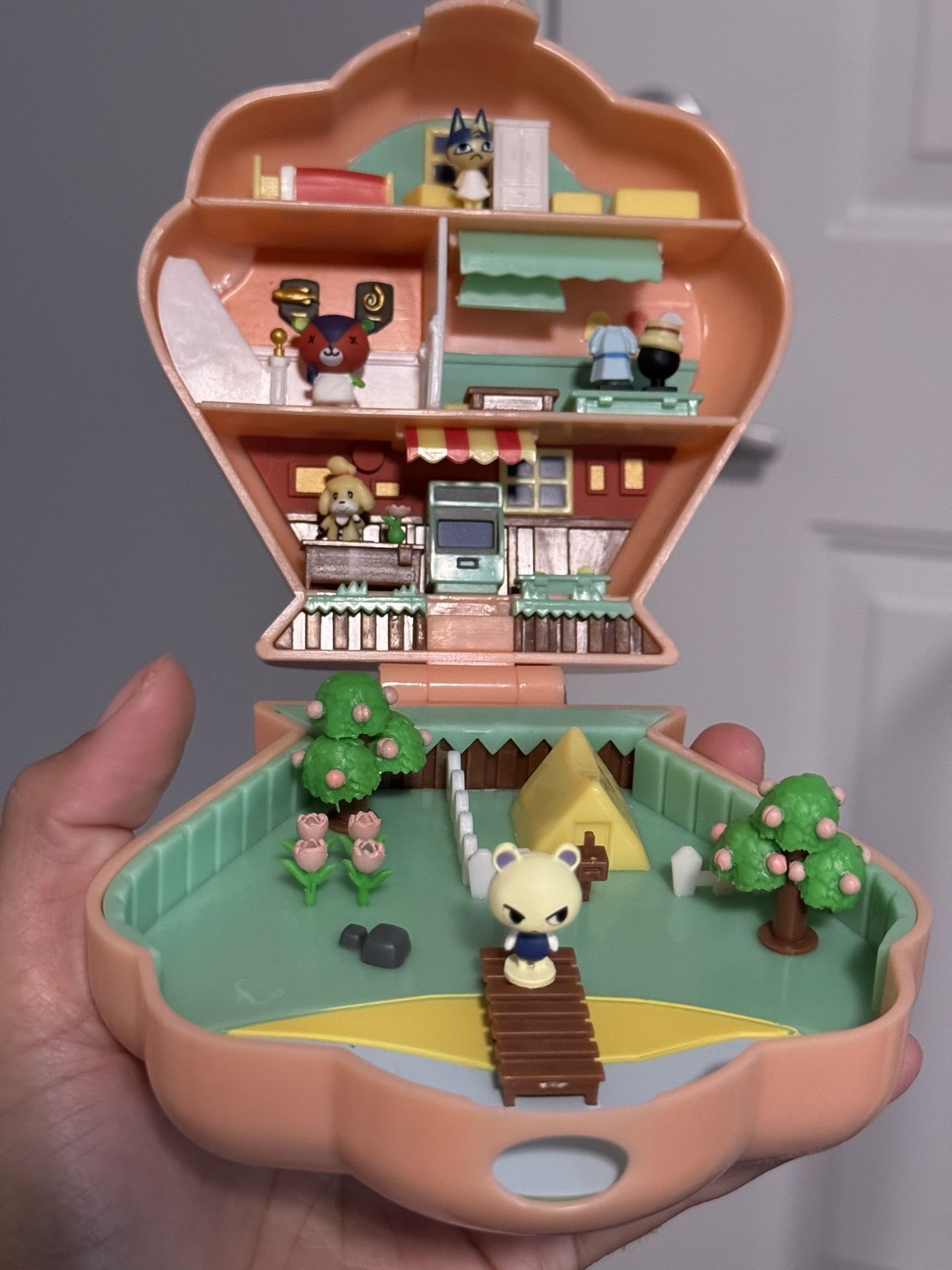 Animal Crossing inspired Polly Pocket