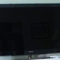 2009 Samsung 46 In Tv