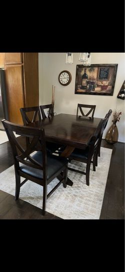 7 Piece Dining Seat