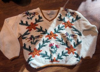 Vintage 1993 Nuggets Floral Chunky Knit V-Neck Sweater