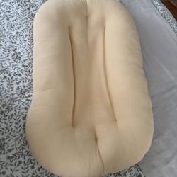 Snuggle Me Lounger (Honey)