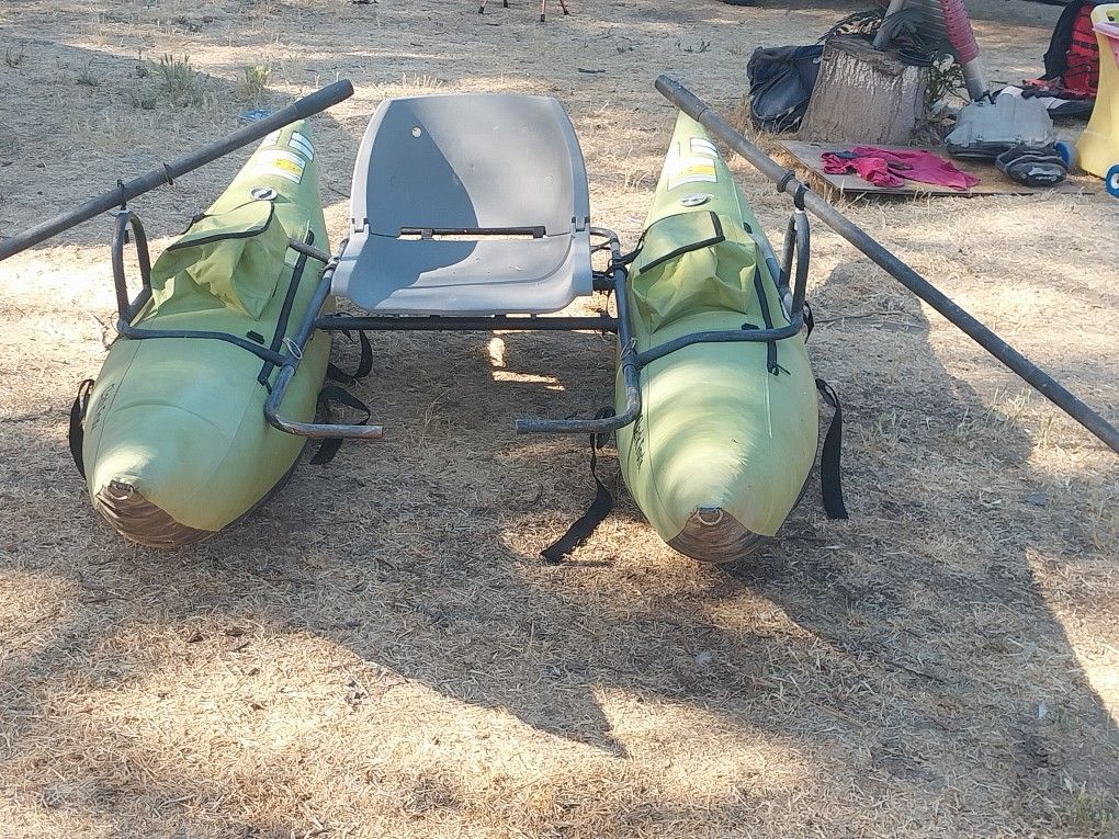 Clark Fork Colorado XT Pontoon Boat
