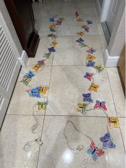 Multi color butterfly lights(lights don’t turn on)each 10ft