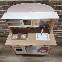 Play Kitchen