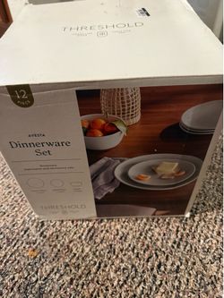 Dinner ware set