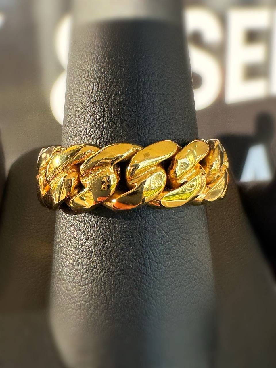 14k solid yellow gold Cuban link style ring sz 10 13.2 grams 8mm