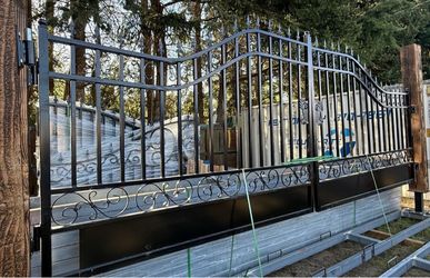 20x7ft Premium Driveway Gate – Factory Direct