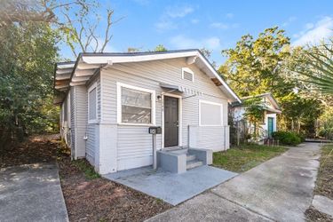 Beautiful 3-Bedroom, 2-Bath Home