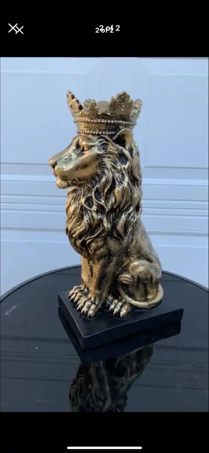 Golden Crown Lion Statue