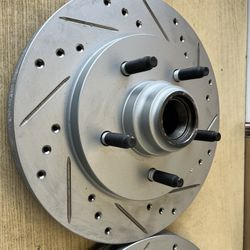 Lincoln Navigator 99-00-01-02 RWD Front Drill Slot Rotors Ceramic Pads