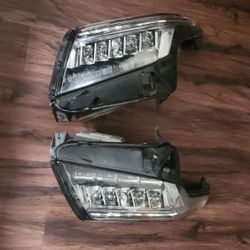 2015 / 2020 Cadillac Escalade HeadlightS