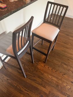 2 bar high stools