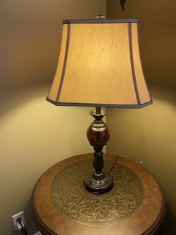 Lamp excellent condition new shade