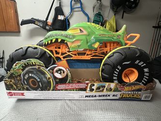 Hot wheels monster RC truck