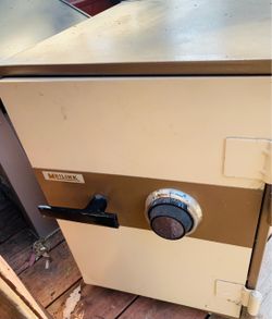 Personal safe box / caja fuerte