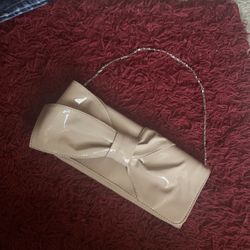 Beige Faux Letter Bow Clutch W/ Chain
