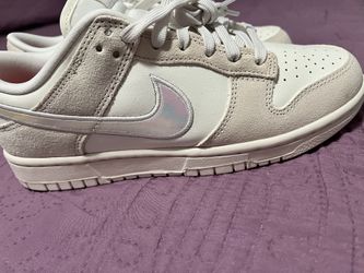 Nike Women’s dunk Low Iridescent Swoosh