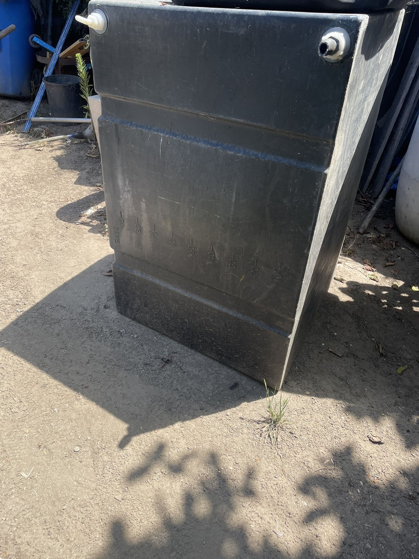 100 Gallon Water Tank