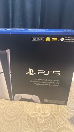 PlayStation 5 barely used 2 times
