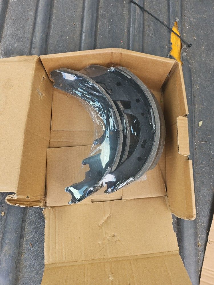 Duralast Brake Shoes Part # 723