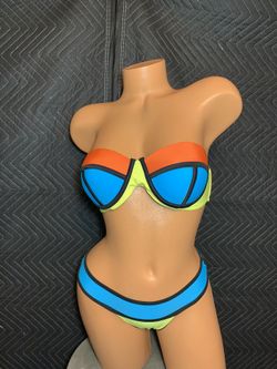 New Bikini Set w/ Straps