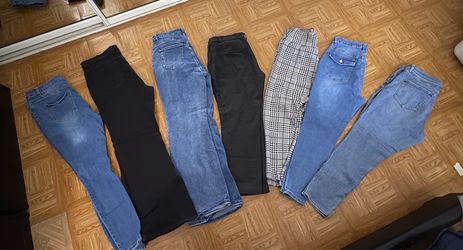 Woman’s clothing XL (jeans, tops, shirts)
