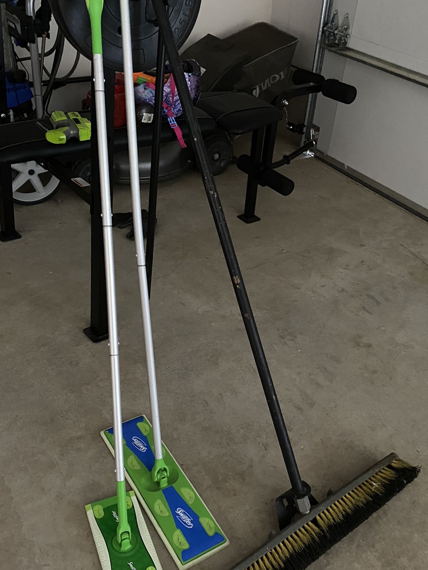 Cleaning Tools In