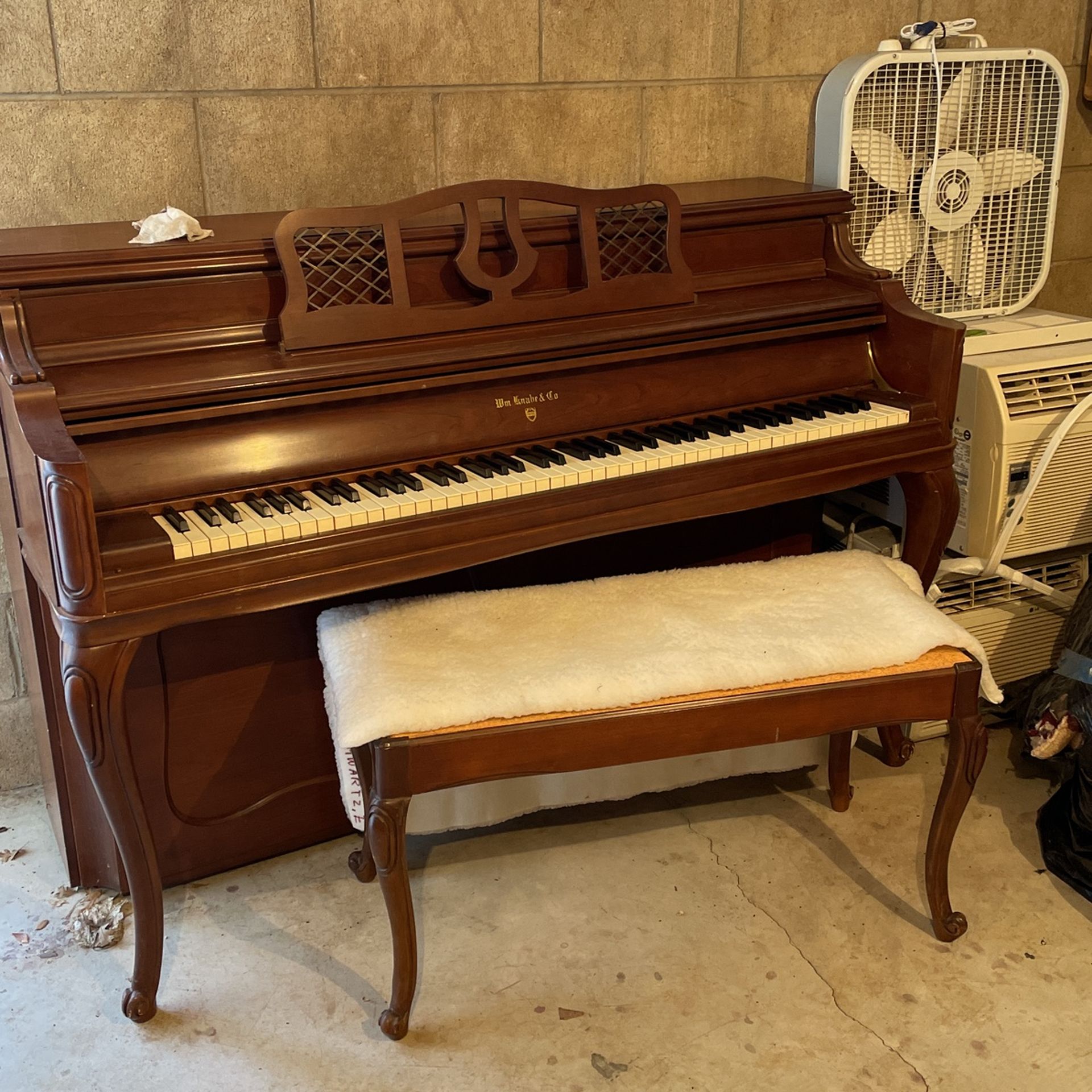 WM Knabe & Co Spinet Piano And Bench