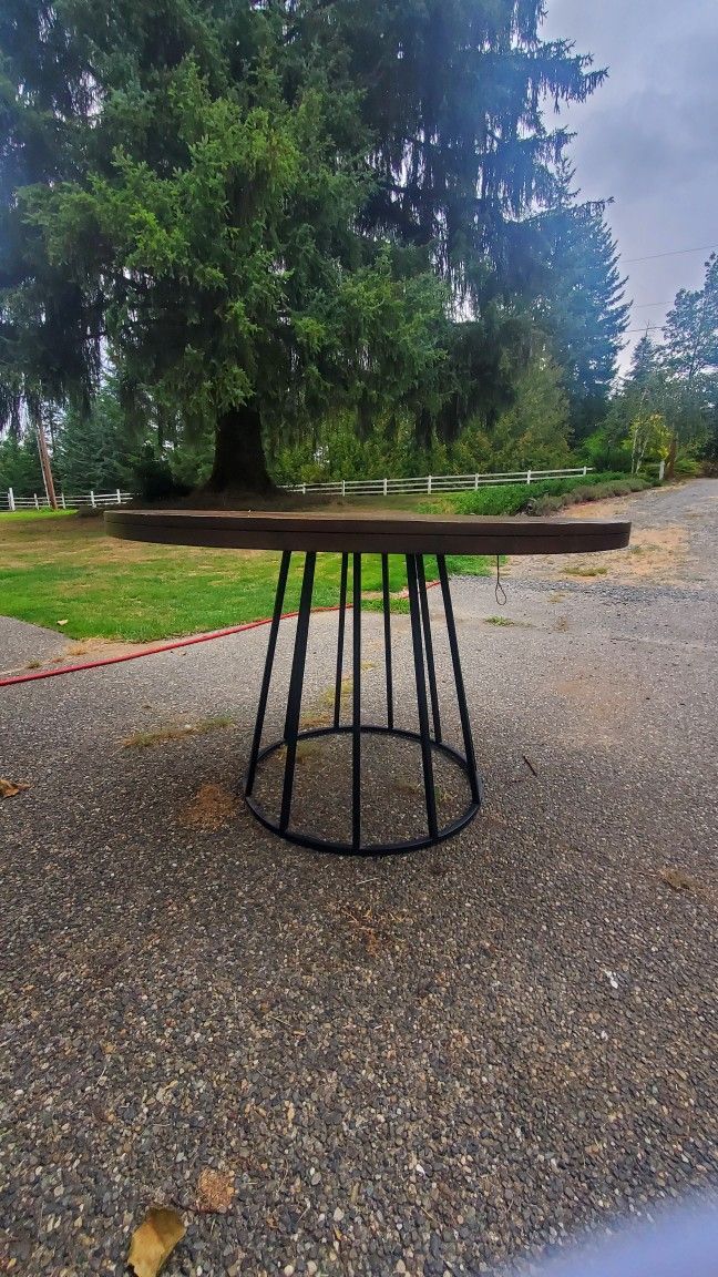 Round Dining Table w/ Wrought Iron Base