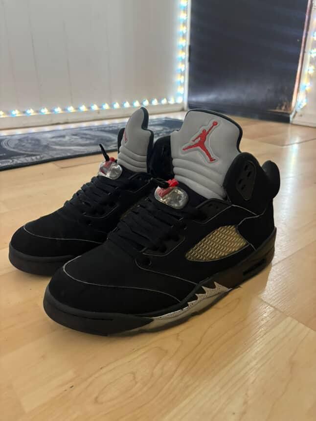 Jordan 5 "Metallic"