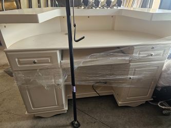 Furniture Reception Desk For Any Business. Real Wood