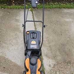 WG779 WORX 40V Power Share 4.0AH 14" Lawn Mower w/ Mulching & Intellicut - OB

