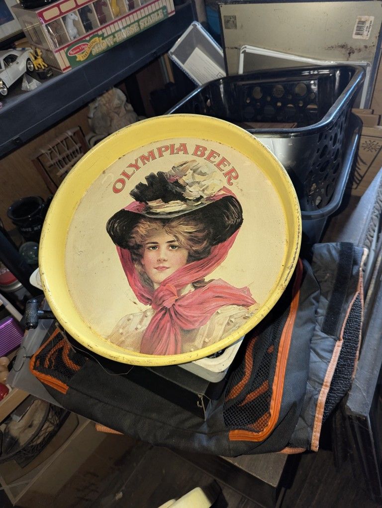 VINTAGE OLYMPIA BEER TRAY 