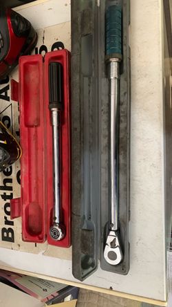 Torque wrenches