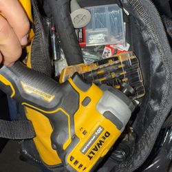 Dwalt Power Drill 