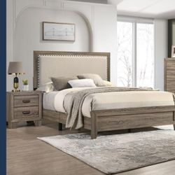 4pc Bedroom Set - Queen Bed Dresser Mirror Nightstand $495