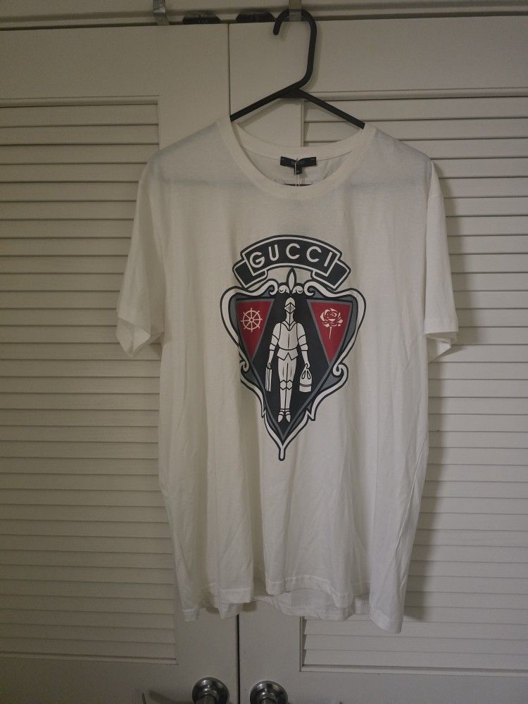 GUCCI TSHIRT NEW XL