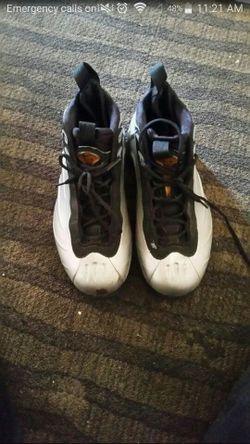 Duncan's sz 8.5 looking to sell today