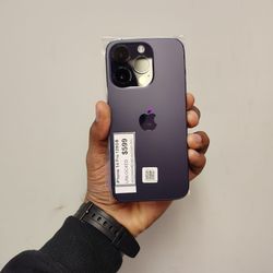 iPhone 14 Pro 128GB Liberado — Oferta en efectivo: $439 🤩 (Protector de pantalla gratis)