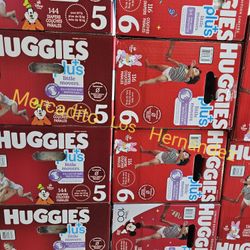 Huggies Little Movers Size 5 - 156 Diapers - Nuevos : Brand New Pañales 
