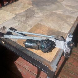02-06 Altima Wiper Motor Assembly 